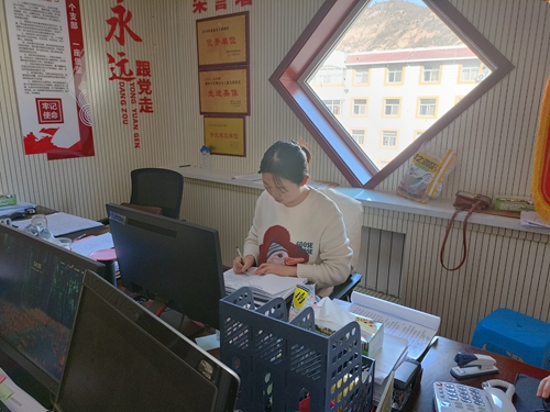 清涧  白娟.jpg